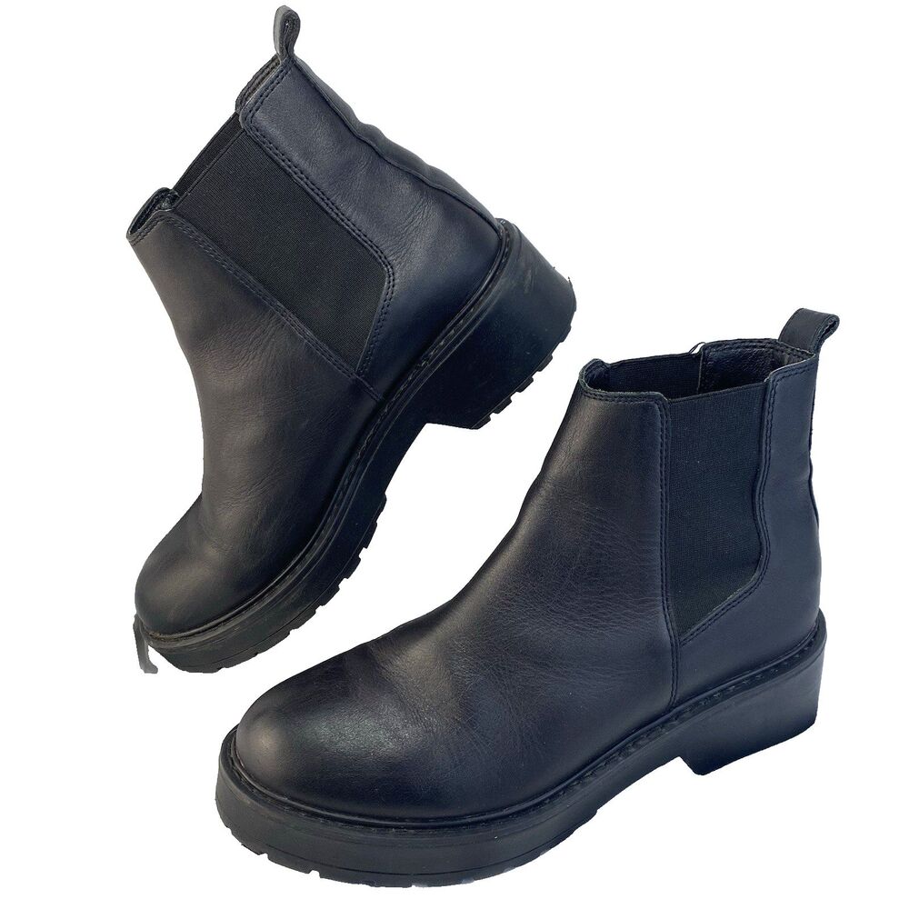 Steve Madden Black Leather Chelsea Platform Ankle Boots